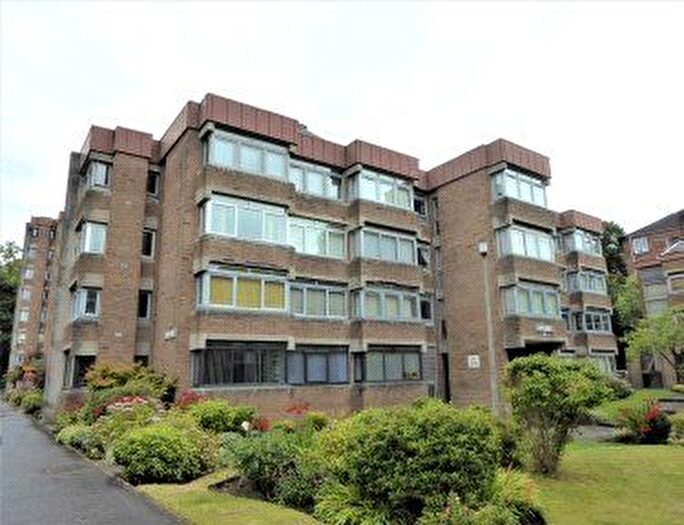 1 Bedroom Flat To Rent In Lethington Avenue, Glasgow, G41