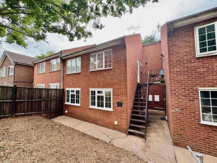 2 Bedroom Maisonette To Rent In Elwes Lodge, Nottingham, NG4