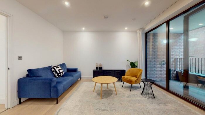 2 Bedroom Flat To Rent In Cremer Street, London, E2