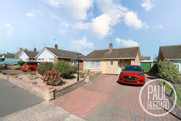 2 Bedroom Detached Bungalow For Sale In The Fairway, Lowestoft, NR33