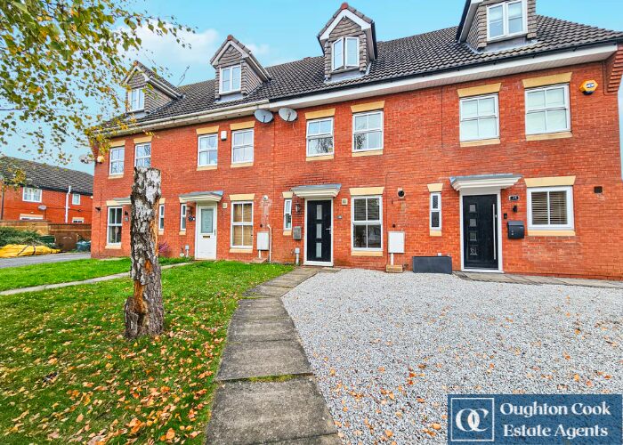 3 Bedroom Terraced House For Sale In Primrose Drive, CV12