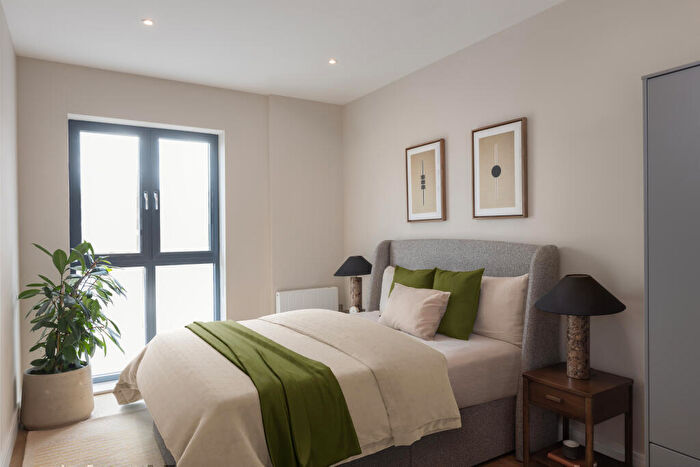 2 Bedroom Apartment To Rent In Lower Essex Street, Birmingham, B5