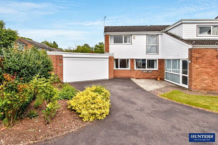 4 Bedroom Detached House For Sale In Bideford Close, Wigston, LE18