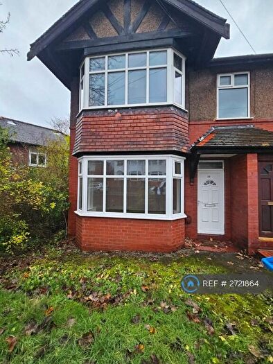 2 Bedroom Flat To Rent In Moorside Road, Salford, M7