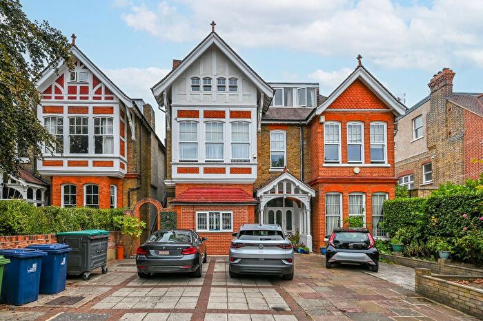 2 Bedroom Flat For Sale In Corfton Road, Ealing, London, W5