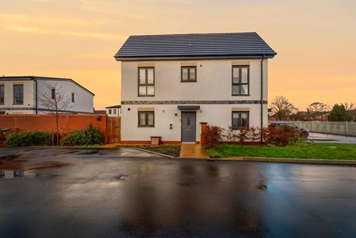 2 Bedroom End Of Terrace House For Sale In Railcar Close, Beeston, Nottingham, Nottinghamshire, NG9