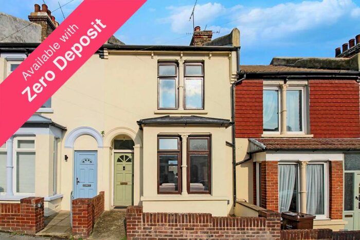 3 Bedroom Terraced House To Rent In Castle Avenue, Rochester, ME1