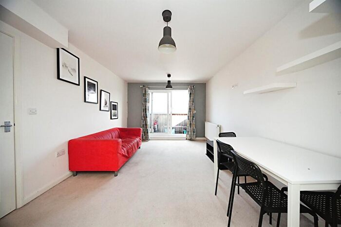 1 Bedroom Flat For Sale In Dudley Street, Luton, LU2