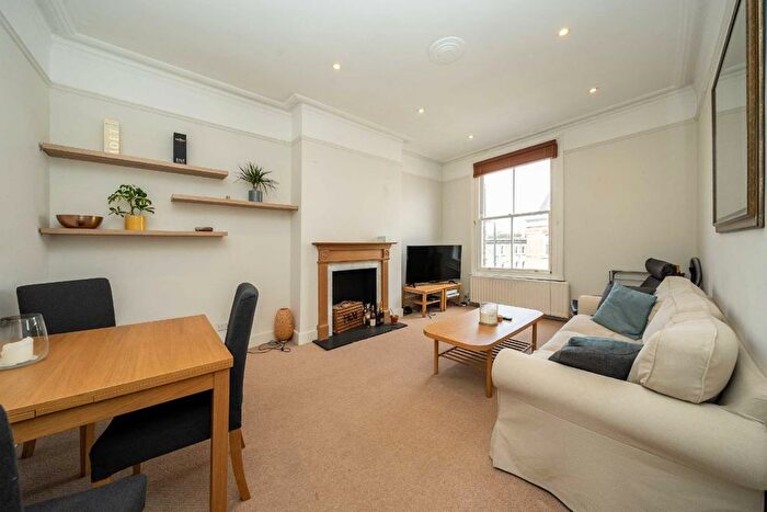 2 Bedroom Flat To Rent In Fulham Road, London, SW6
