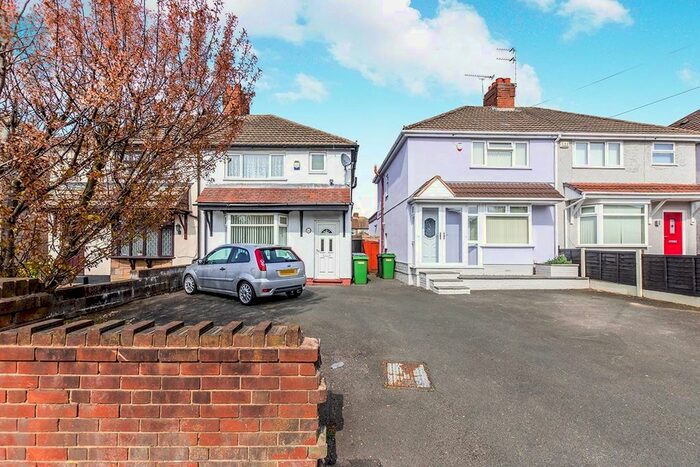 3 Bedroom Semi-Detached House To Rent In Elston Hall Lane, Wolverhampton, WV10