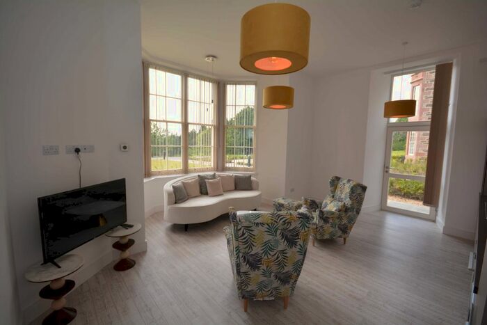 2 Bedroom Flat To Rent In Great Glen Place, Inverness, IV3