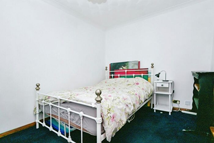 4 Bedroom Detached House For Sale In Brookfield Avenue, Barry, CF63
