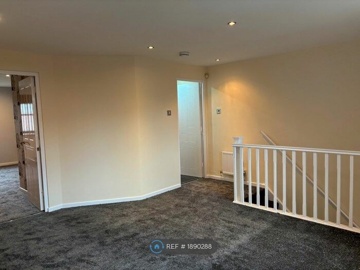 1 Bedroom Flat To Rent In Church Drive, Stirchley, Birmingham, B30