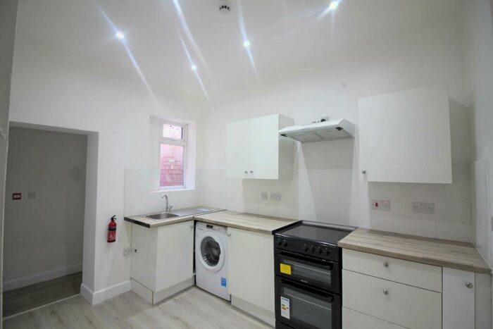 1 Bedroom Apartment To Rent In Bolton Road, Bury, BL8