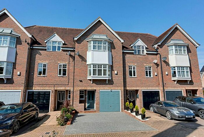 3 Bedroom Terraced House To Rent In Lilbourne Drive, Hertford, SG13