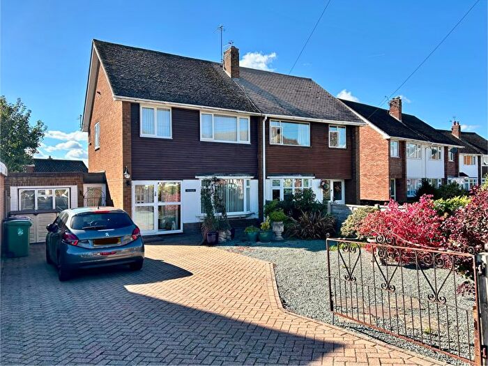 3 Bedroom Semi-detached House For Sale In Barnmeadow Road, Newport, TF10