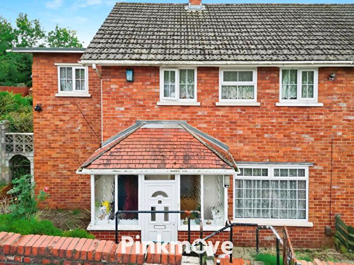 3 Bedroom Semi-Detached House For Sale In Beechfield Avenue, Newport, NP19