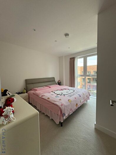 2 Bedroom Flat For Sale In Banks Road, SE3