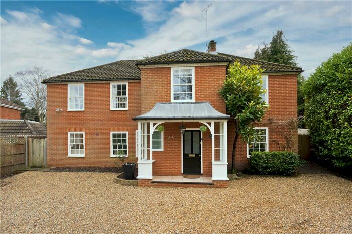 6 Bedroom Detached House To Rent In Llanvair Close, Ascot, Berkshire, SL5