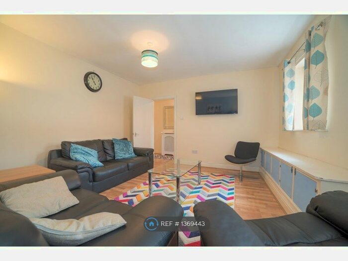 1 Bedroom Property To Rent In Picton Road, Liverpool, L15