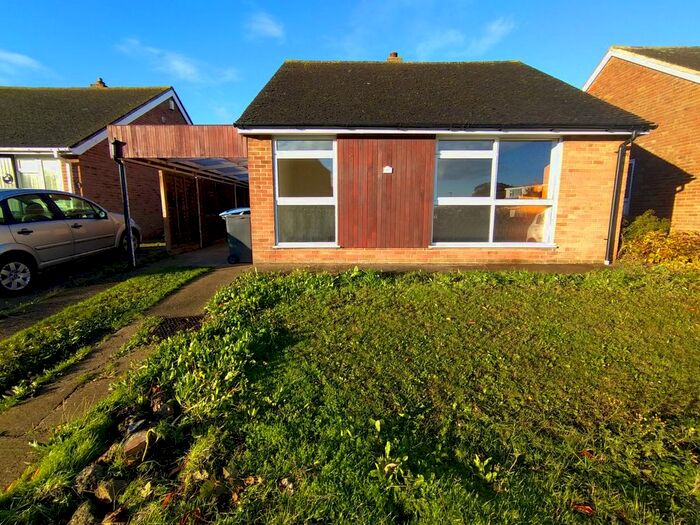 2 Bedroom Bungalow To Rent In White Wood Road, Eastry, Sandwich, Kent, CT13