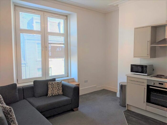 2 Bedroom Flat To Rent In Ashvale Place, City Centre, Aberdeen, AB10