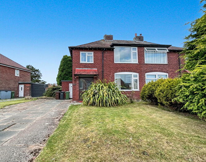 3 Bedroom Semi Detached House For Sale In Balmoral Drive, Churchtown, Southport, PR9