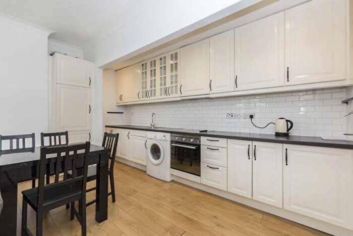 2 Bedroom Flat To Rent In Alexandra Road, St. John's Wood, NW8