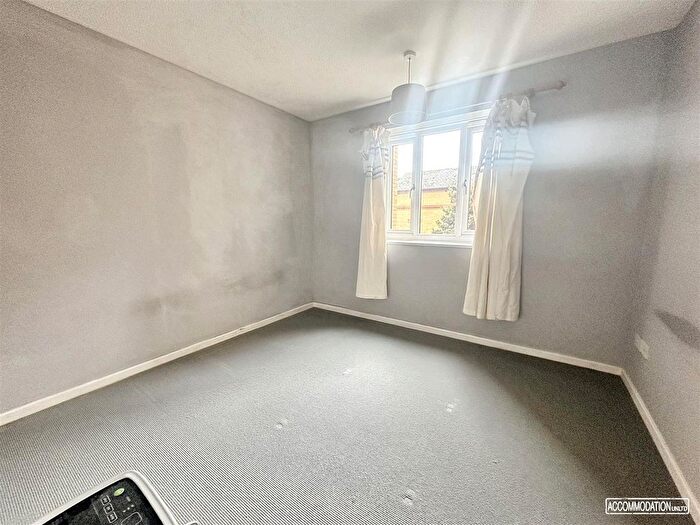 1 Bedroom Flat To Rent In Somerset Street, Redcliffe, Bristol, BS1