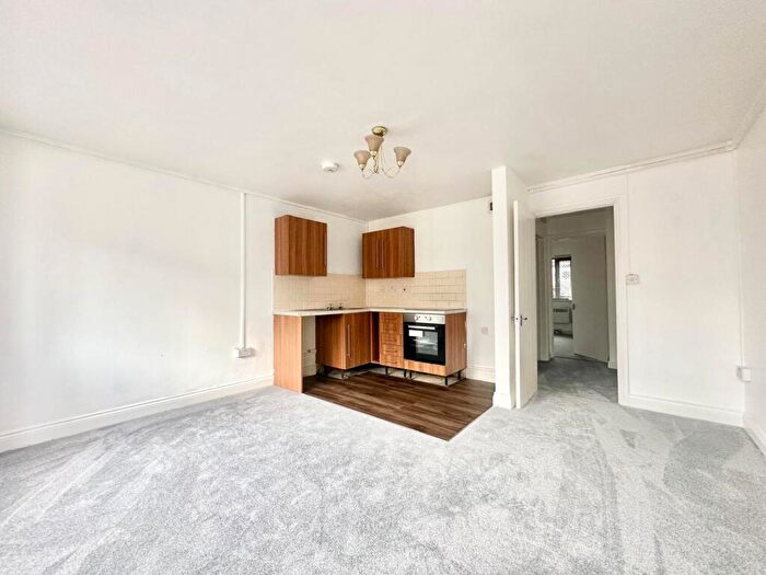 1 Bedroom Flat To Rent In Telford Street, Newport, NP19