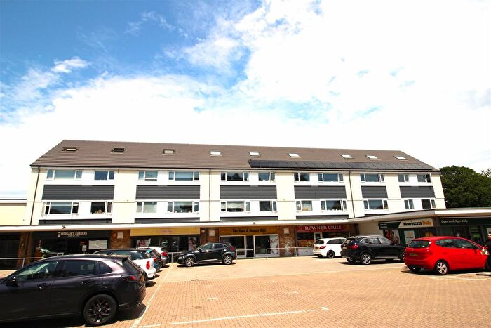2 Bedroom Flat To Rent In Carisbrooke Road, Gosport, Hants, PO13