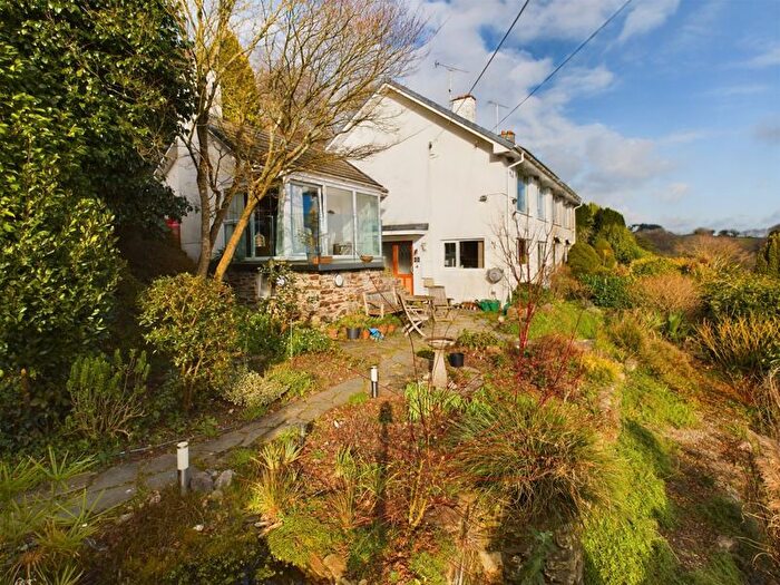 3 Bedroom Semi-Detached House For Sale In Bar Meadows, Malpas, Truro, TR1