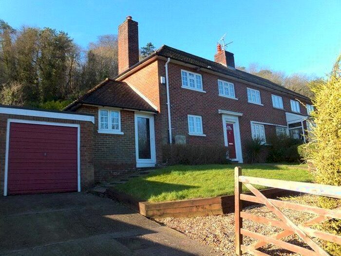 3 Bedroom Semi-Detached House To Rent In Stafford Road, Caterham, Surrey, CR3