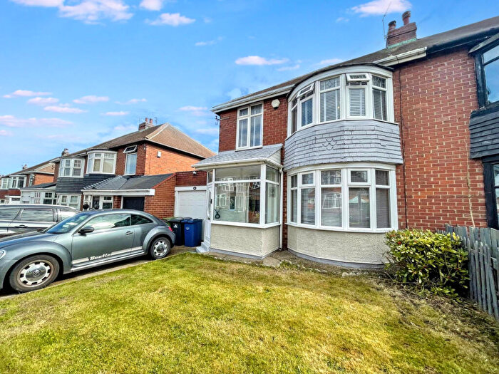 3 Bedroom Semi-Detached House For Sale In Dartford Road, South Shields, Tyne And Wear, NE33