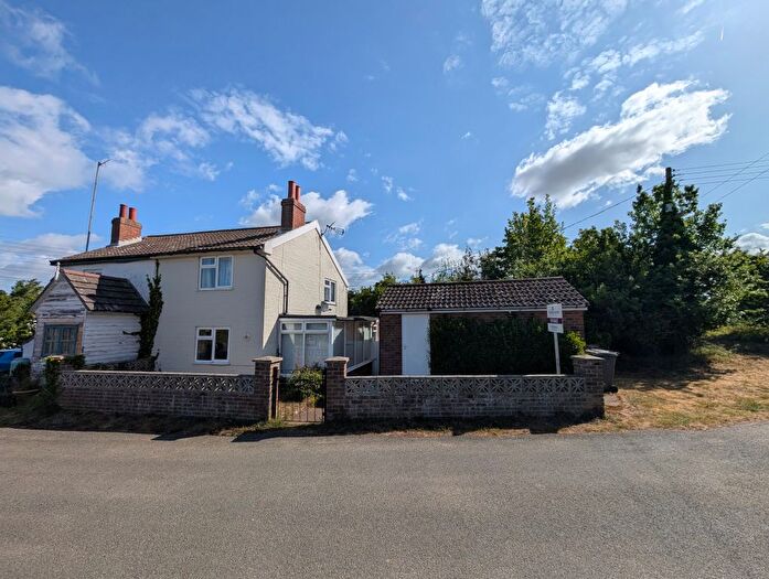 2 Bedroom Semi-Detached House For Sale In Post Office Road, Knodishall, Saxmundham, IP17
