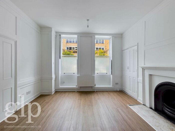 2 Bedroom Flat To Rent In Great Ormond Street, Bloomsbury, WC1N