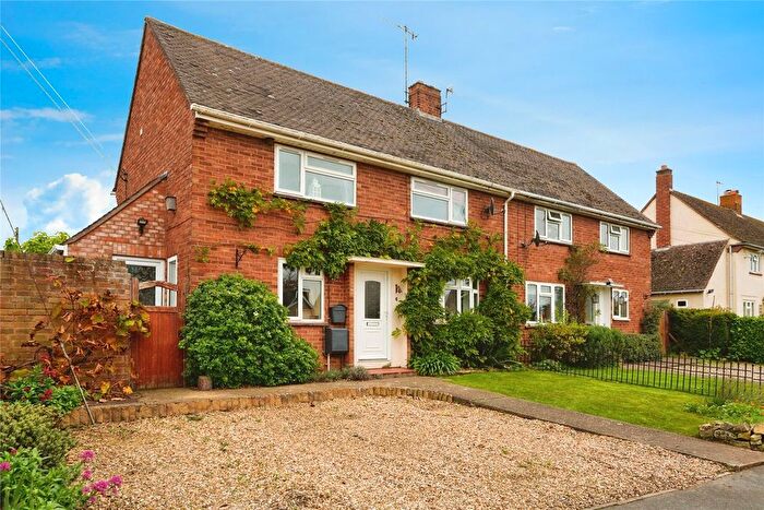 3 Bedroom Semi-Detached House For Sale In May Tree Road, Lower Moor, Pershore, Worcestershire, WR10