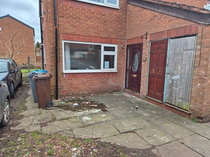 2 Bedroom Flat For Sale In Pink Bank Lane, Manchester, M12