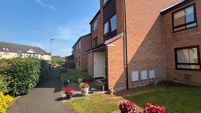 2 Bedroom Property To Rent In Mayfair Gardens, Newcastle Upon Tyne, NE20