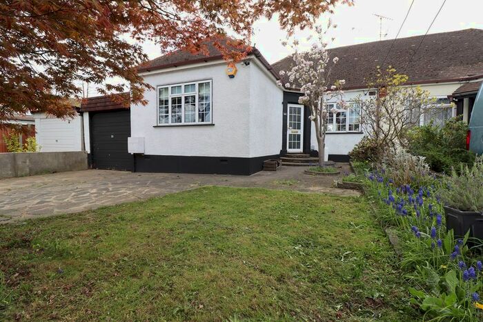 3 Bedroom Semi-Detached House To Rent In Church Road, Rayleigh, SS6