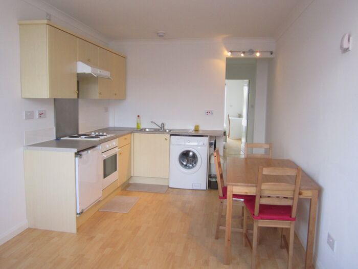 1 Bedroom Flat To Rent In Southmead Road, Westbury-on-Trym, BS10