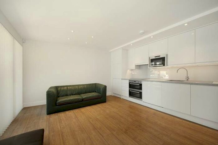 1 Bedroom Flat To Rent In Denehurst Gardens, W3