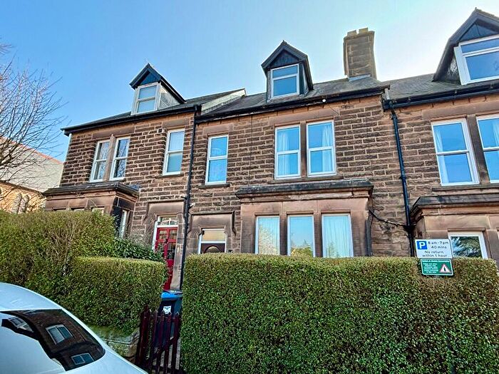 5 Bedroom Terraced House For Sale In Bank Road, Matlock, Derbyshire, DE4