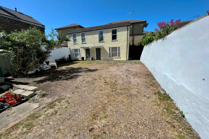 2 Bedroom Semi-Detached House To Rent In Trafalgar Mews Royal Road, Ramsgate, CT11