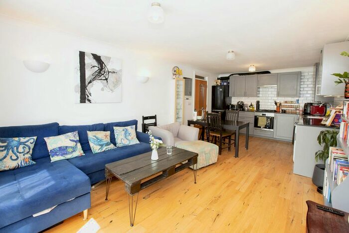 2 Bedroom Flat To Rent In Lacewing Close, London, E13