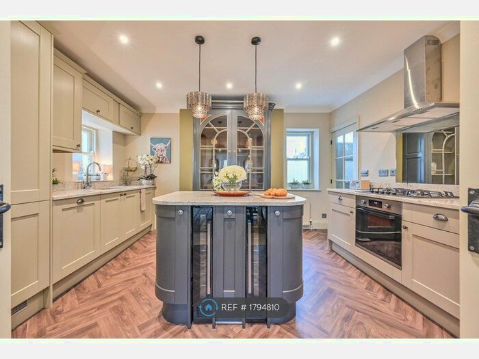 3 Bedroom Semi-Detached House To Rent In Holly Bank, Tavistock, PL19