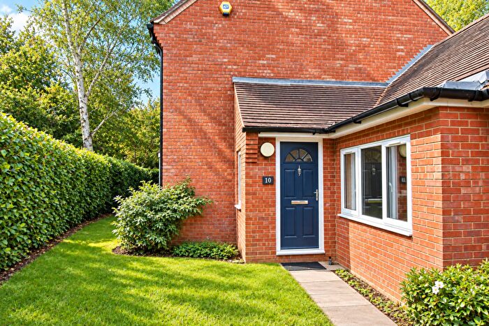 4 Bedroom Detached House To Rent In Hardwick Park, Banbury, OX16