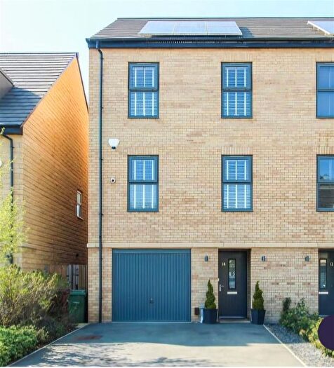 4 Bedroom Semi Detached House For Sale In Voysey Avenue, Castleford, WF10