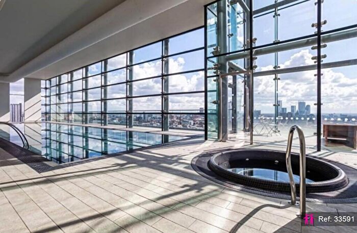 2 Bedroom Apartment For Sale In Goulden Street, Manchester, M4