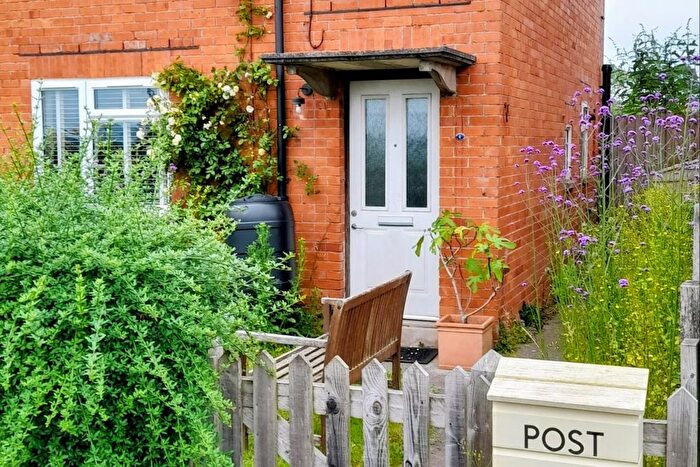 3 Bedroom Semi-Detached House For Sale In Pilton Road, Shepton Mallet, BA4